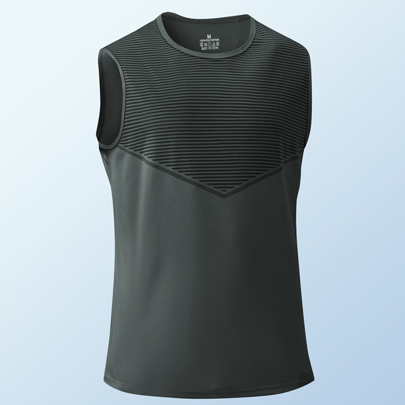 เสื้อยืดแขนกุดสำหรับการฝึกอบรม - T Shirt Tight Fit บทวิจารณ์และราคา